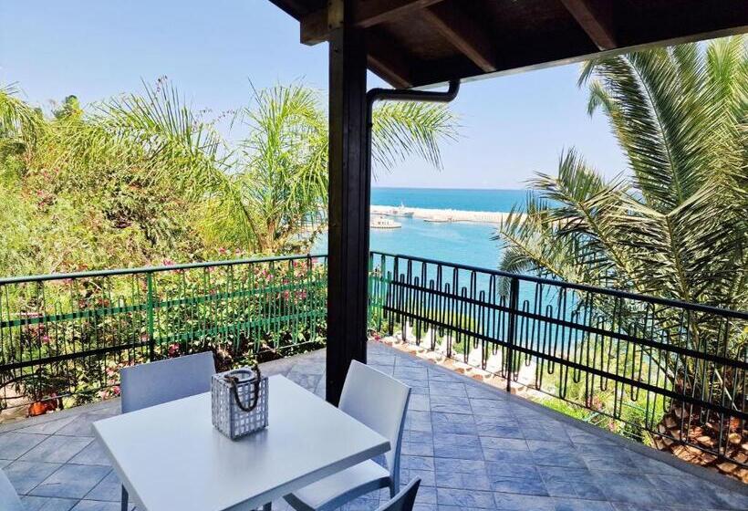 בית מלון כפרי Villa Anita Residence