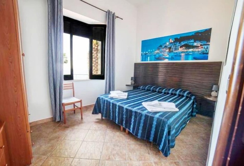 בית מלון כפרי Villa Anita Residence