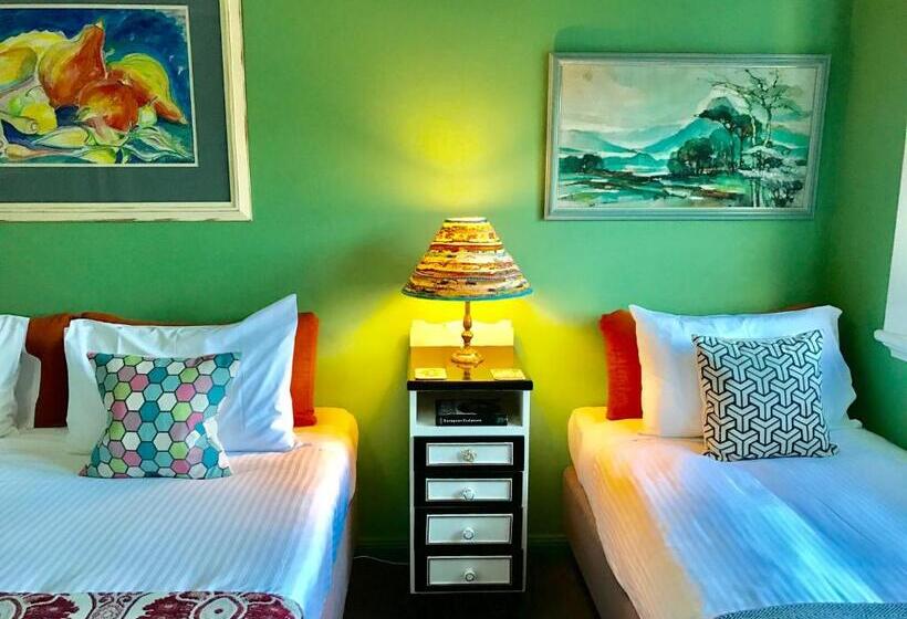 בית מלון כפרי Vine Valley Inn