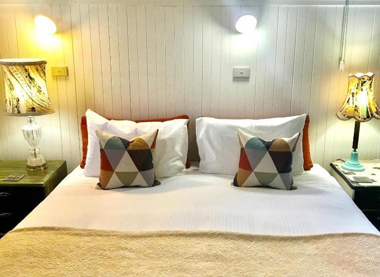 בית מלון כפרי Vine Valley Inn