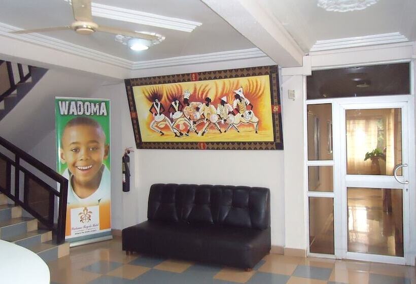 هتل Wadoma Royale