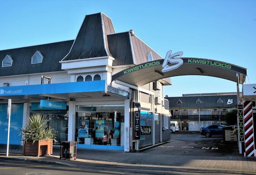 Kiwi Studios Motel