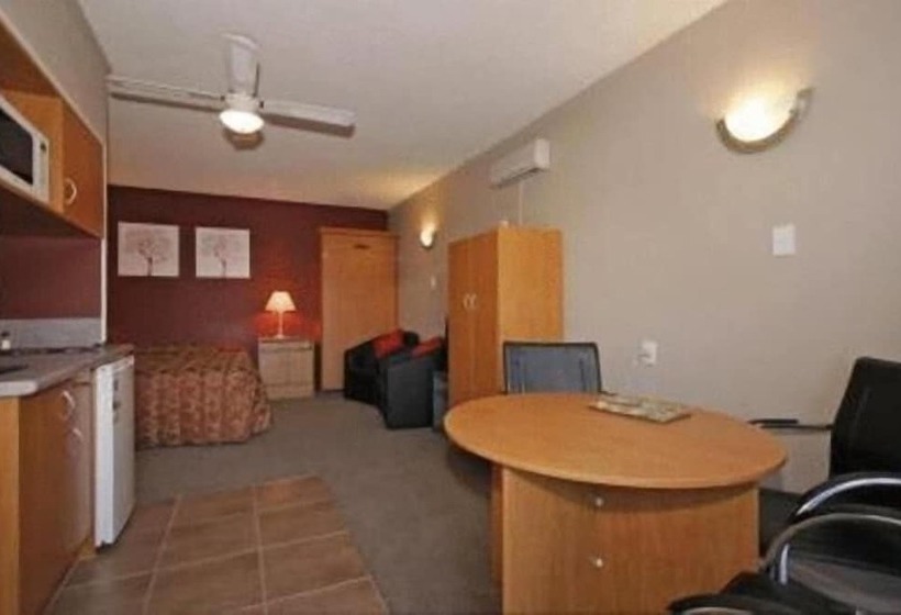 Kiwi Studios Motel