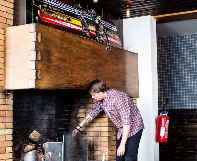 Langley Hotel Le Petit Prince