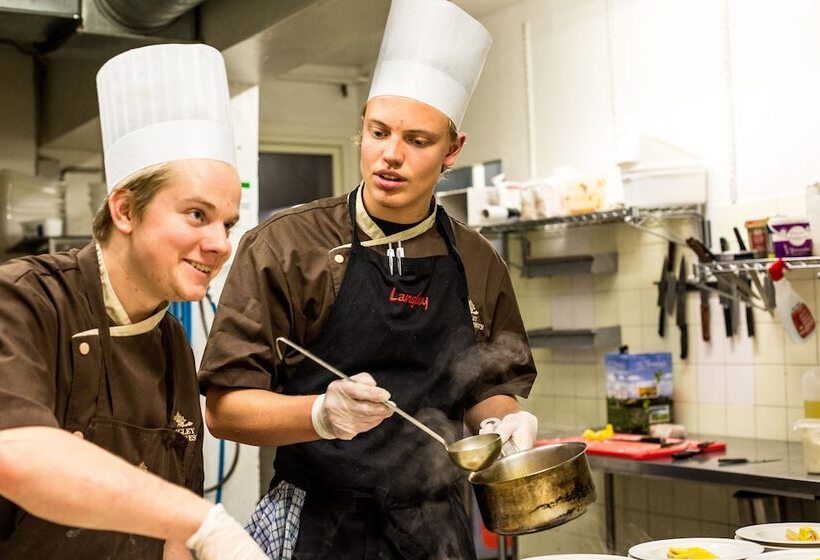 Langley Hotel Le Petit Prince