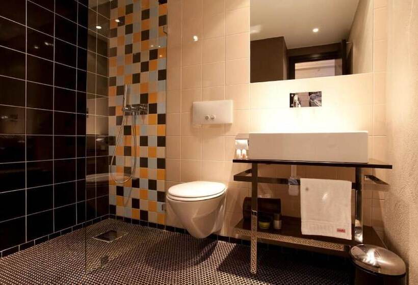 Langley Hotel Le Petit Prince