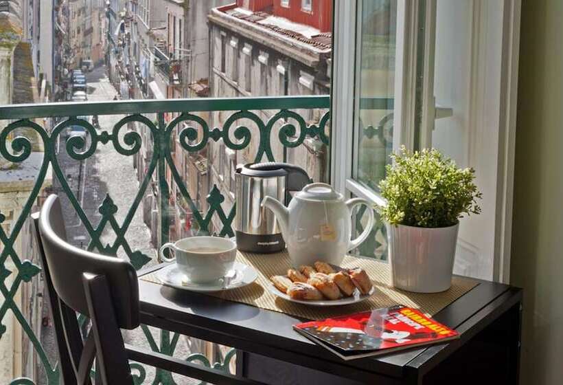 Lisbon Colours Bairro Alto Apartments