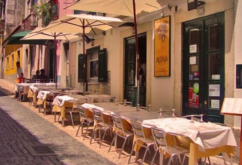 Lisbon Colours Bairro Alto Apartments