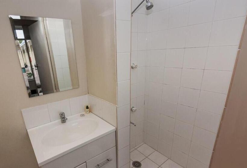 Moruya Waterfront Hotel Motel