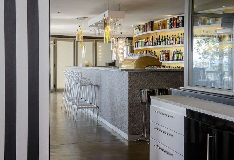 بنسيون Loerie's Call Guesthouse