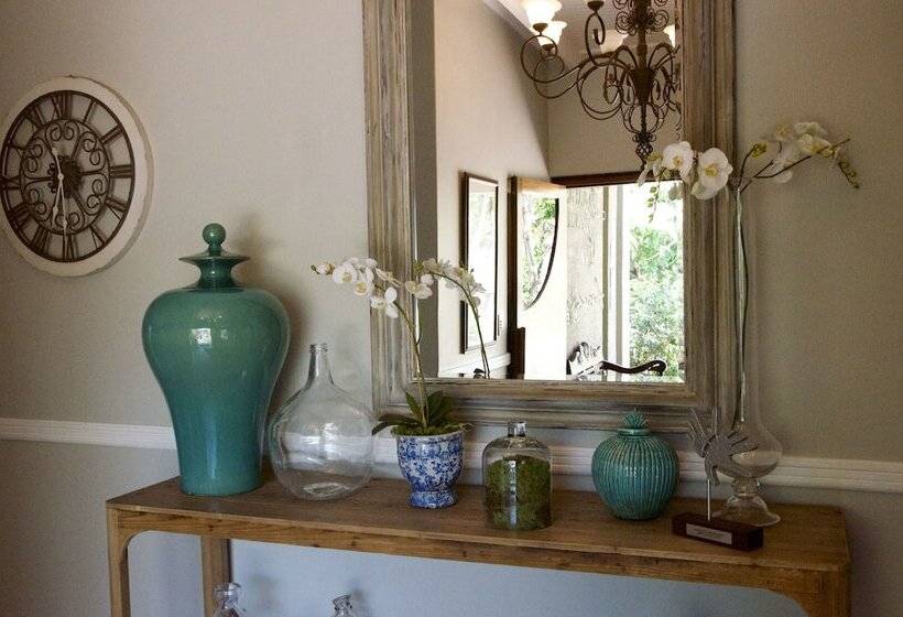 بنسيون Loerie's Call Guesthouse