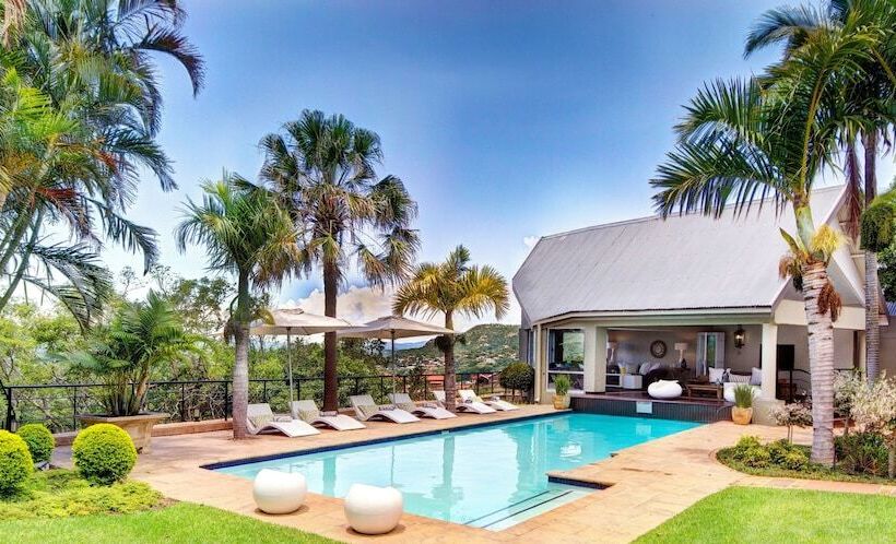 بنسيون Loerie's Call Guesthouse