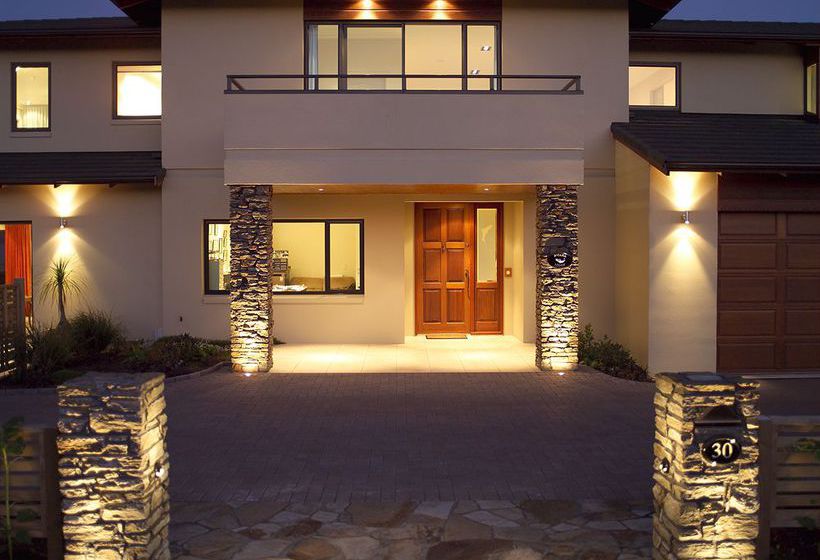 Пансион Nicara Lakeside Lodge