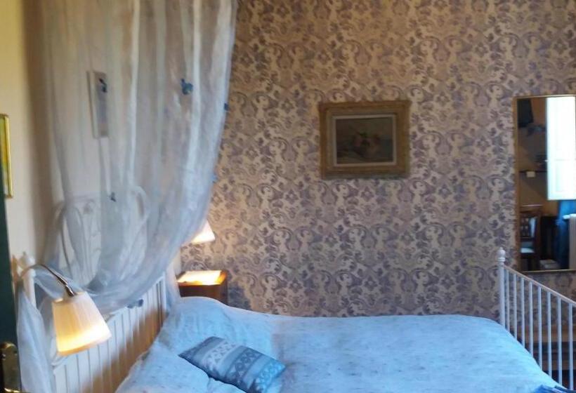 بنسيون Villa Arianna B&b