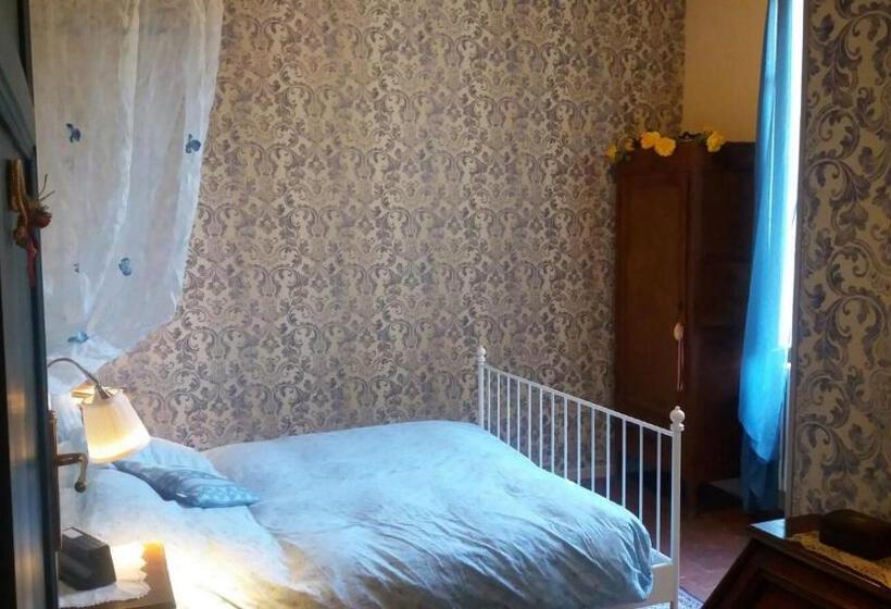 بنسيون Villa Arianna B&b