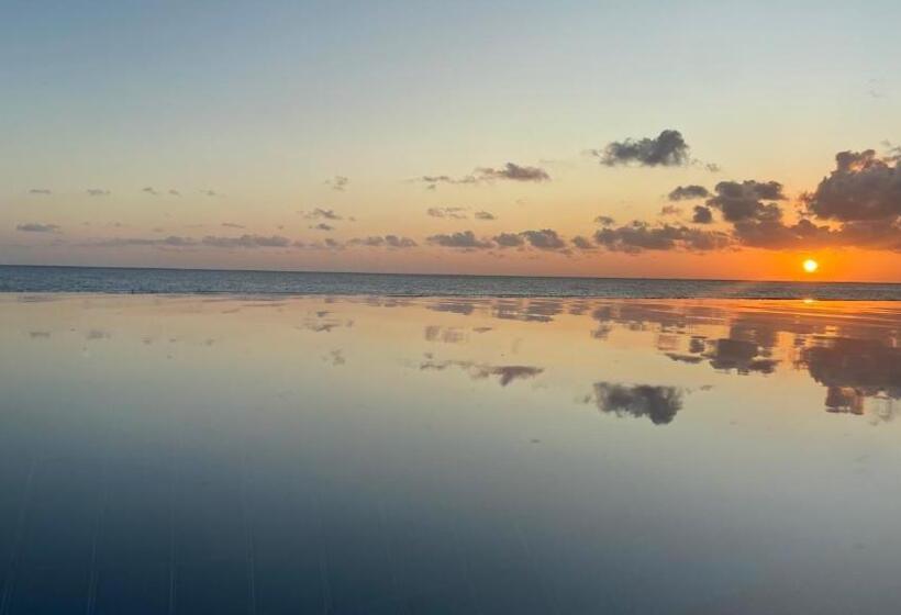 بنسيون Villa Bukit Segara