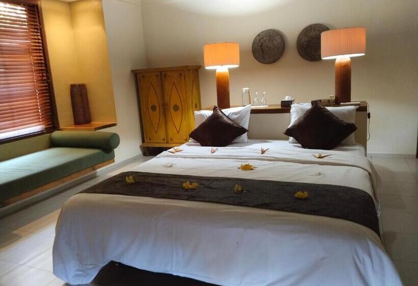 بنسيون Villa Bukit Segara