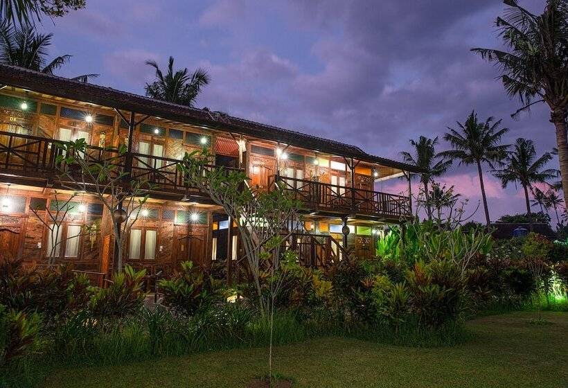 Pondok Pitaya Hotel, Surfing & Yoga