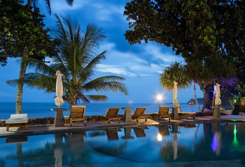 Pondok Pitaya Hotel, Surfing & Yoga