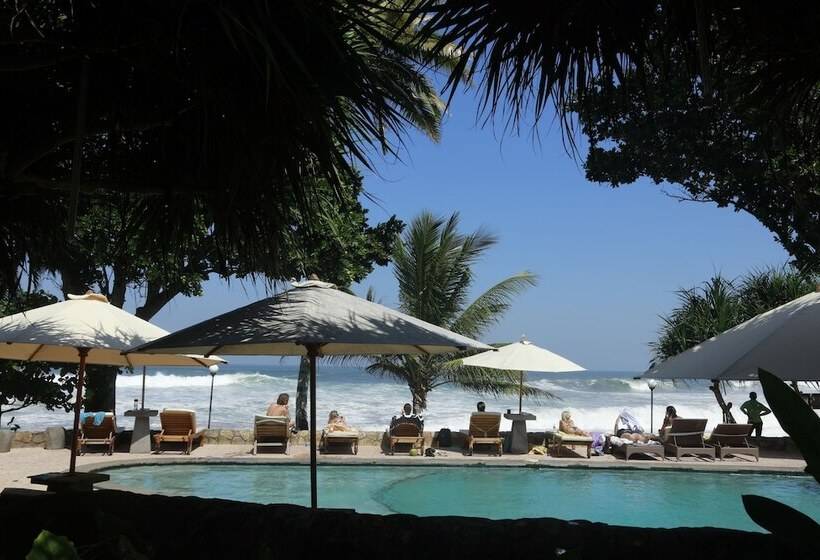 Pondok Pitaya Hotel, Surfing & Yoga