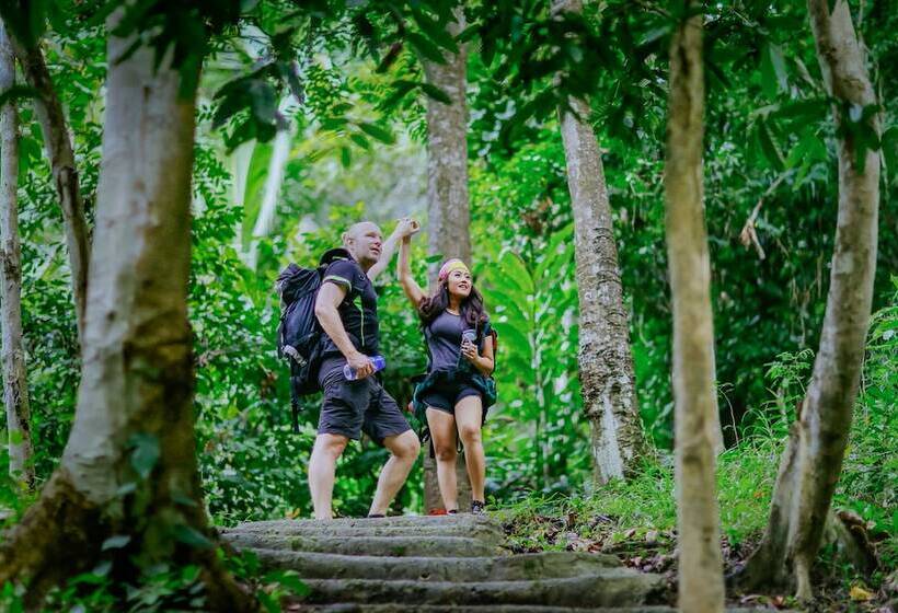 استراحتگاه Natura Vista