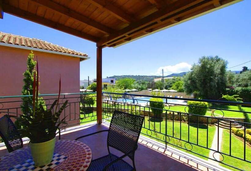 Saint Thomas Village