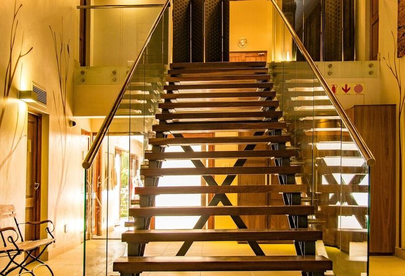 Seasons Golf Leisure Spa