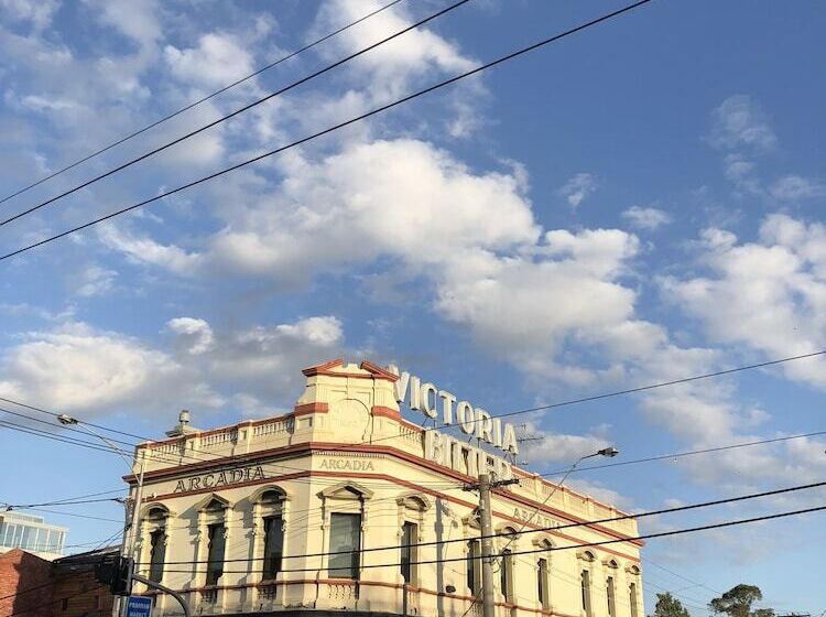 South Yarra Hostel