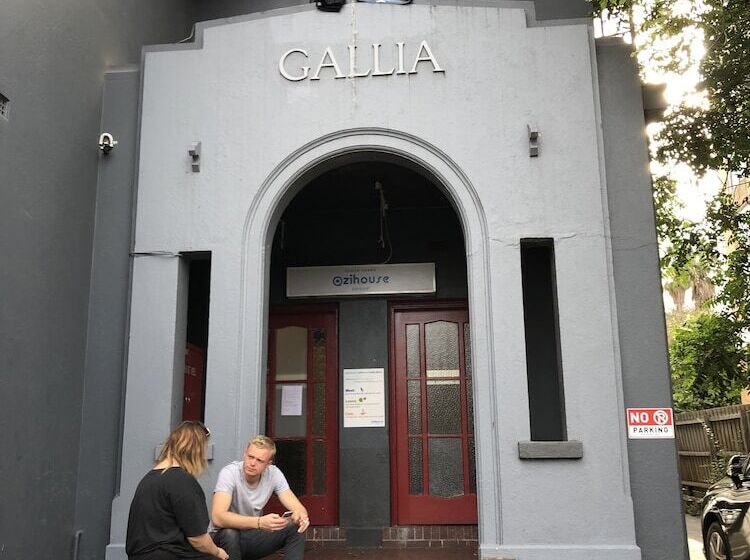 South Yarra Hostel