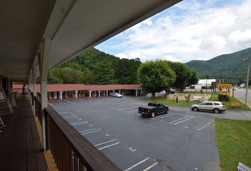 Travelowes Motel Maggie Valley