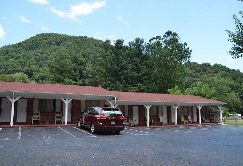 Travelowes Motel Maggie Valley