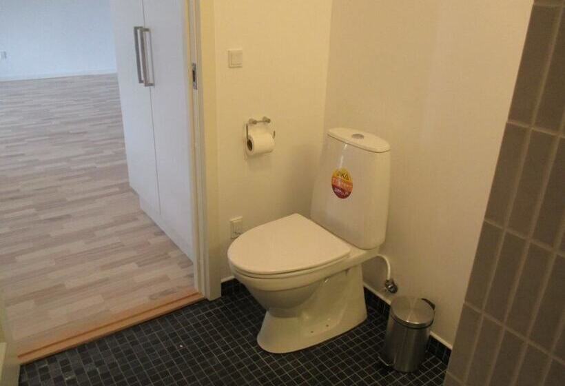 White House Hotel Apartments