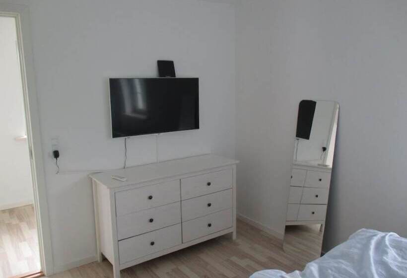 White House Hotel Apartments