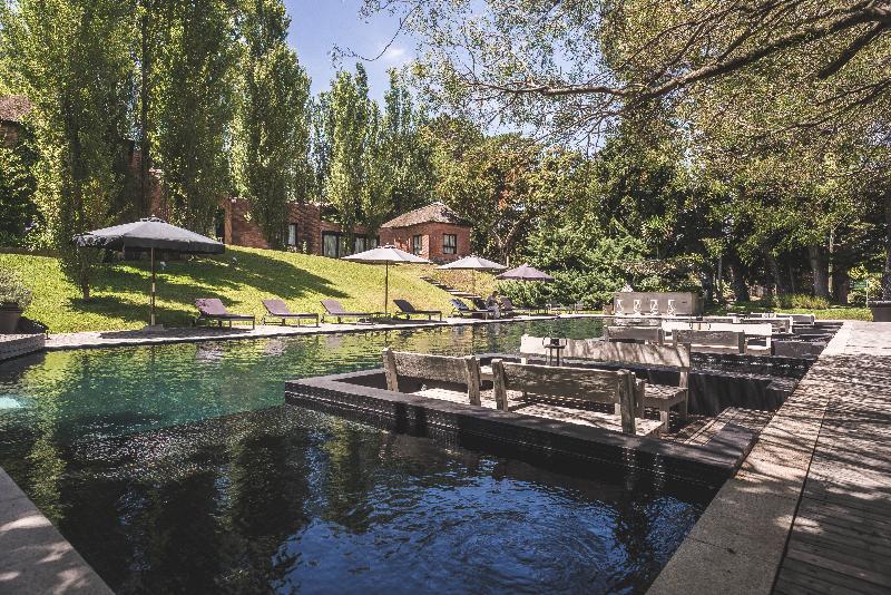 هتل Be House Suites & Spa