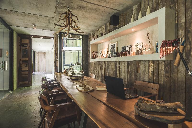 酒店 Be House Suites & Spa