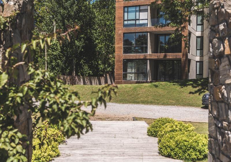 هتل Be House Suites & Spa