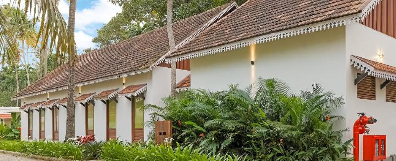 Отель Club Mahindra Arookutty