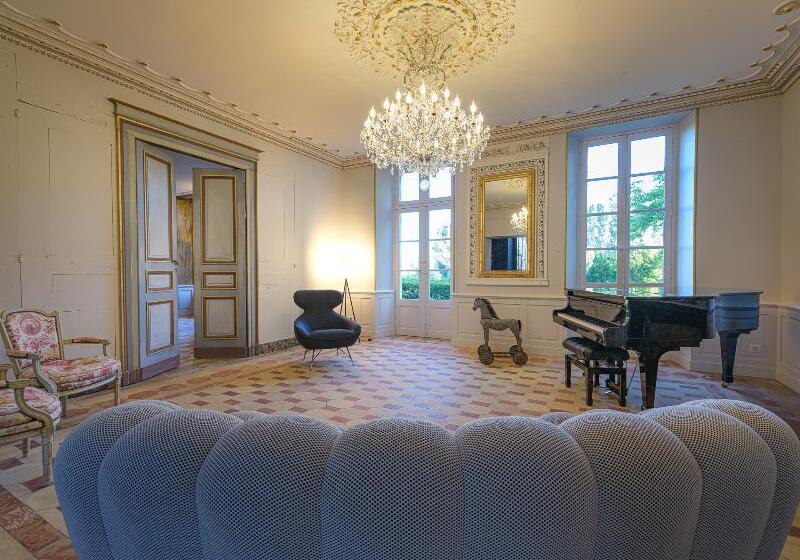 Отель Domaine De La Monestarie