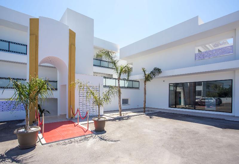 בית מלון כפרי Hollywood Inn