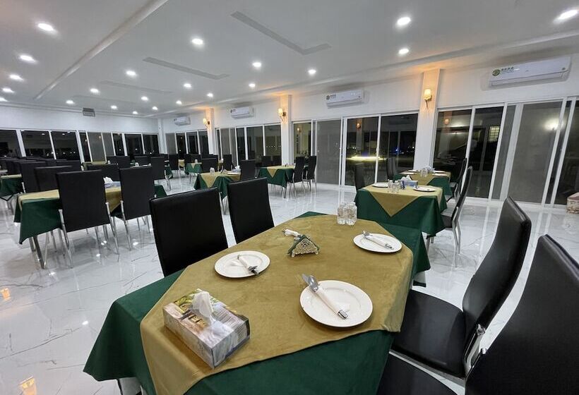 هتل Jawharat Bidiah Resort