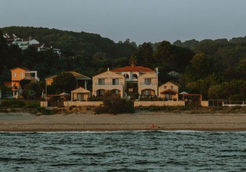 فندق Nama Seaside Villas