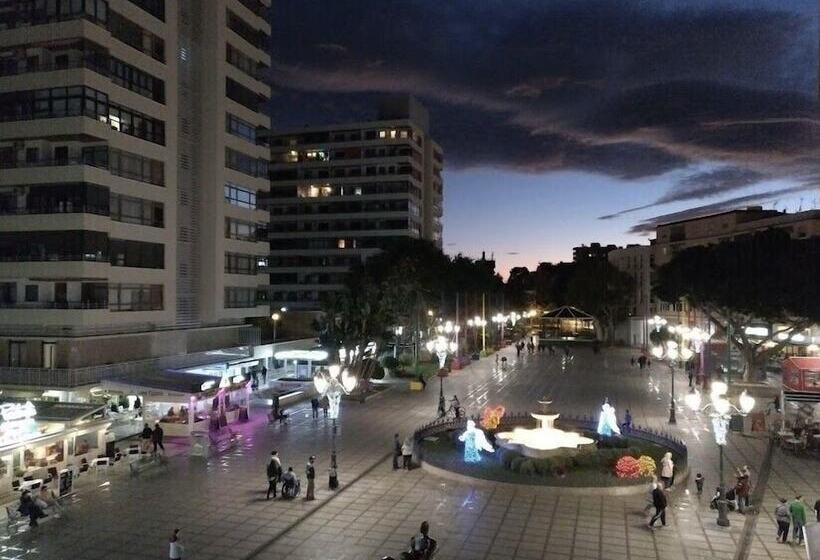 호텔 Puerta Del Sol Trm