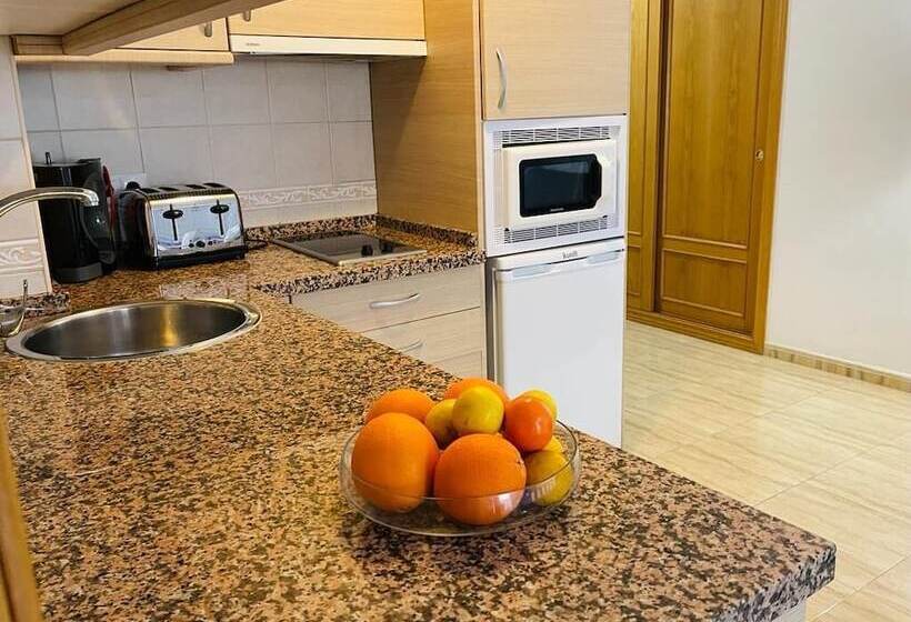 호텔 Puerta Del Sol Trm