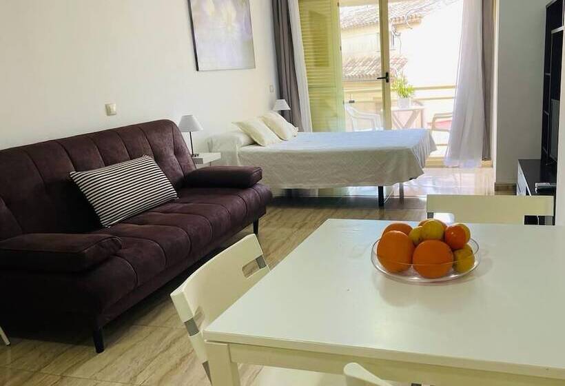 호텔 Puerta Del Sol Trm