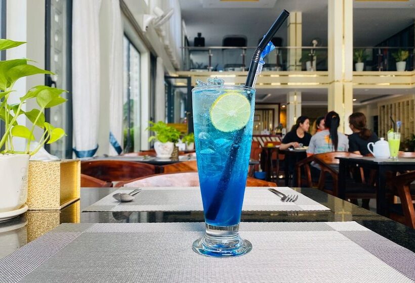 Отель Kampot Sunny