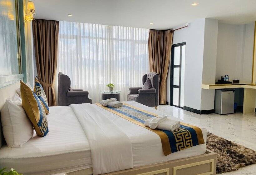 Отель Kampot Sunny