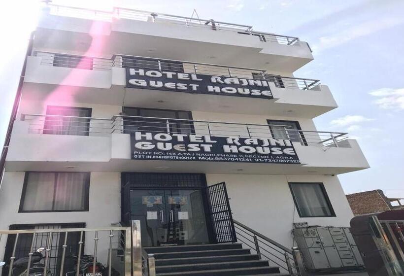 ホテル Oyo 82544 Rajni Guest House