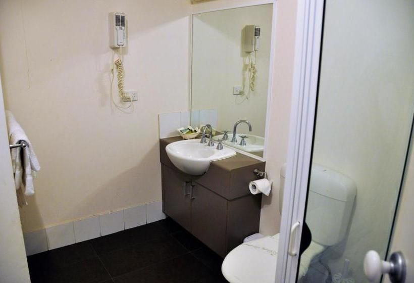 A Great Ocean View Motel