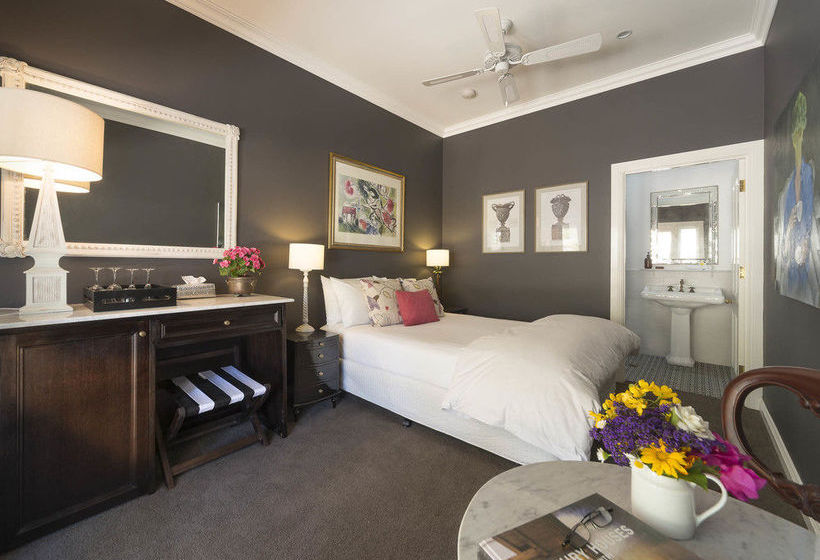 تختخواب و صبحانه Abelia House