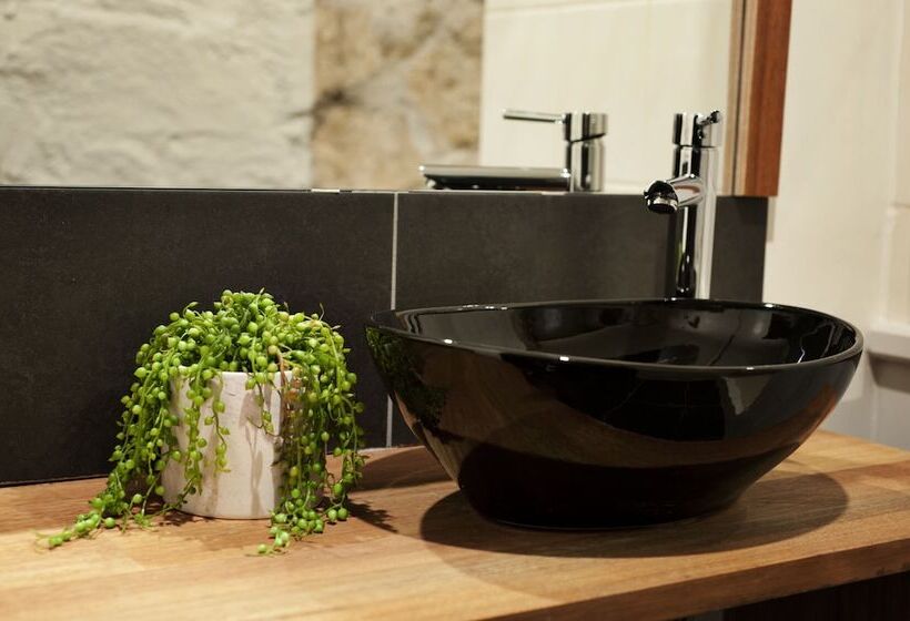 Общежитие Amber Lodge Mt Buller